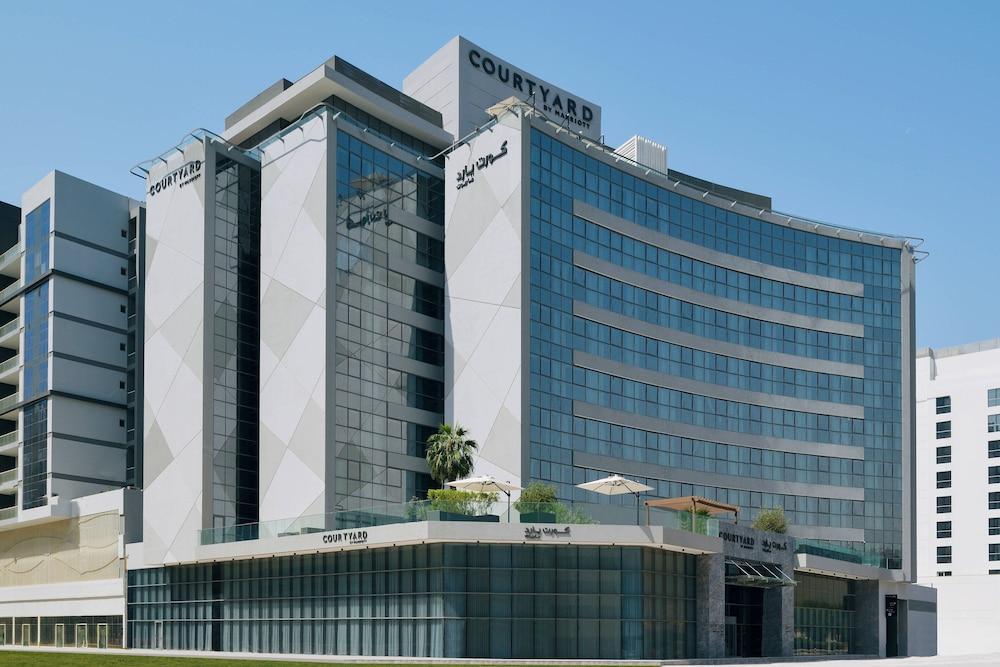 Courtyard World Trade Centre Dubai — 1