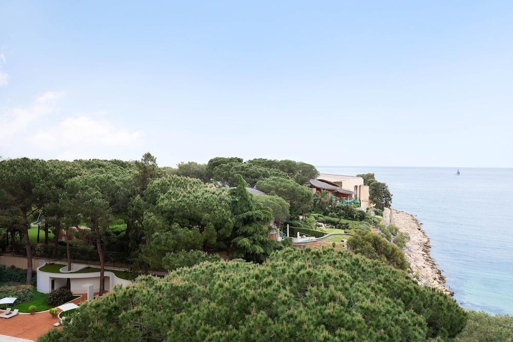 Le Meridien Beach Plaza 986615 — 8