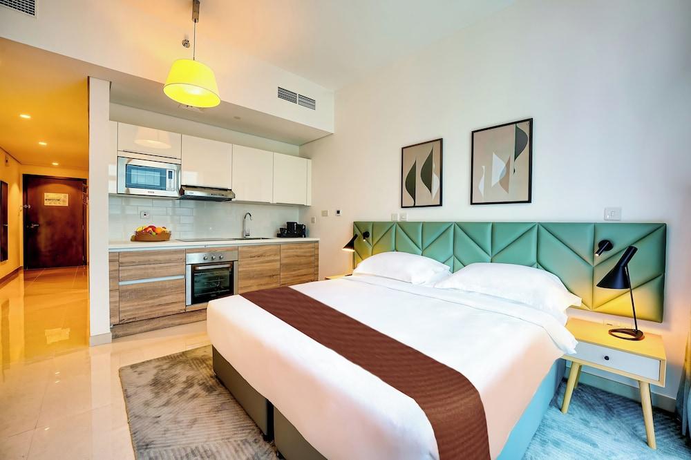 Capital Suites Hotel Apartments — 9