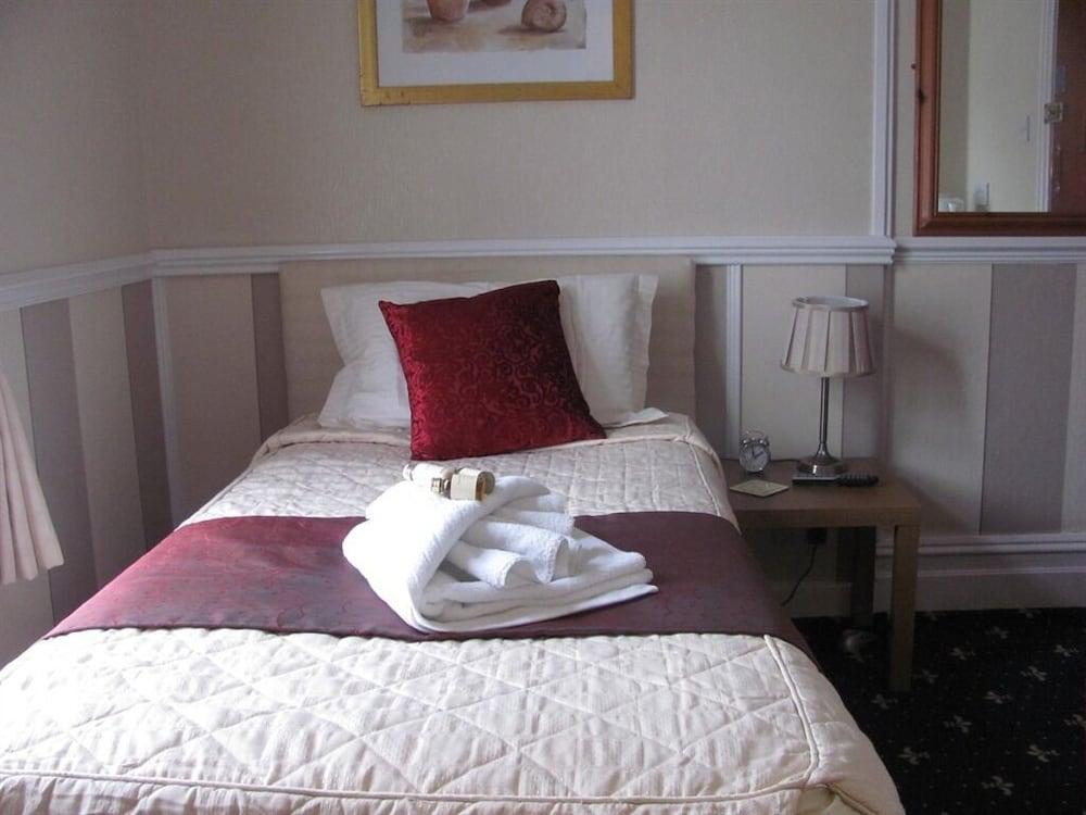 Branston Lodge - Guest House — 7