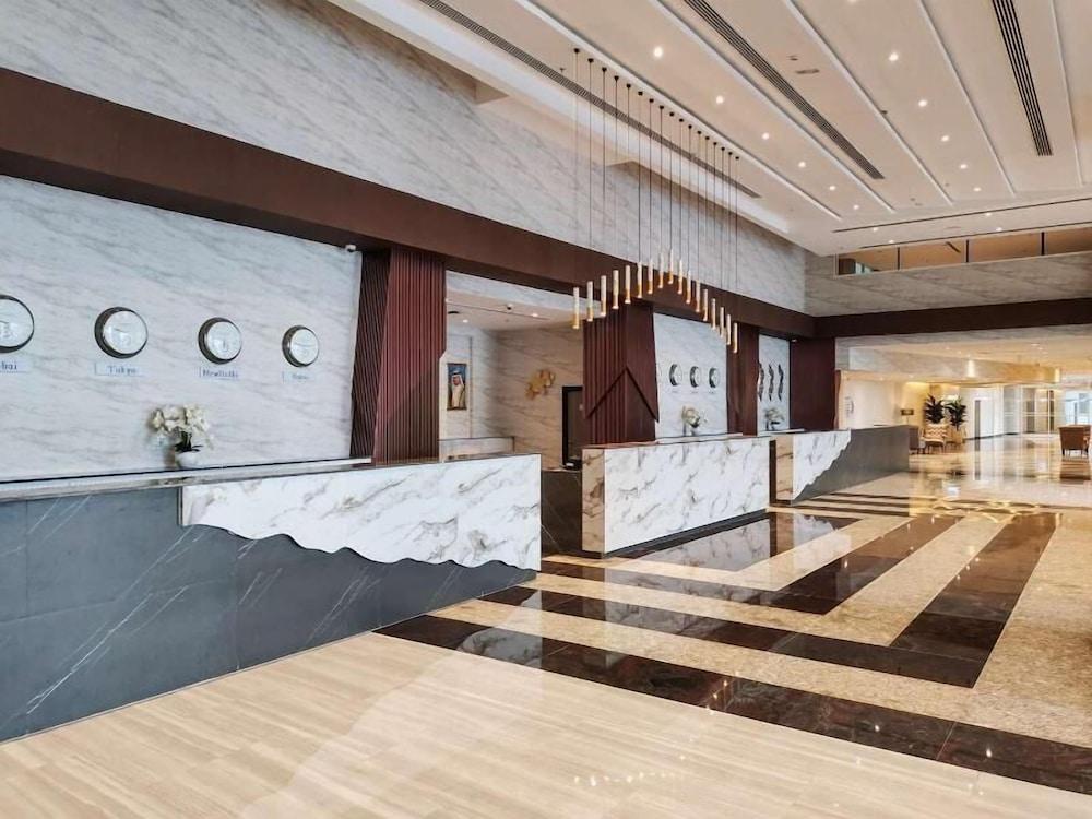 Vogo Grand Hotel — 5