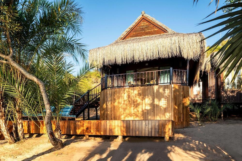 ANANTARA BAZARUTO ISLAND RESORT AND SPA