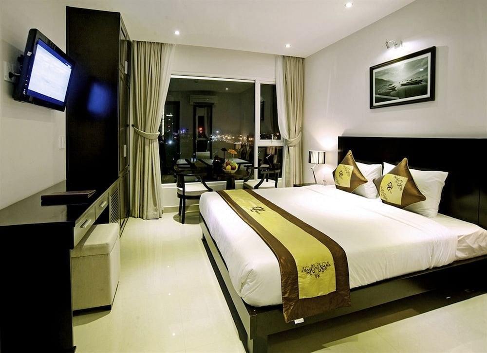 D&amp;C Hotel — 8