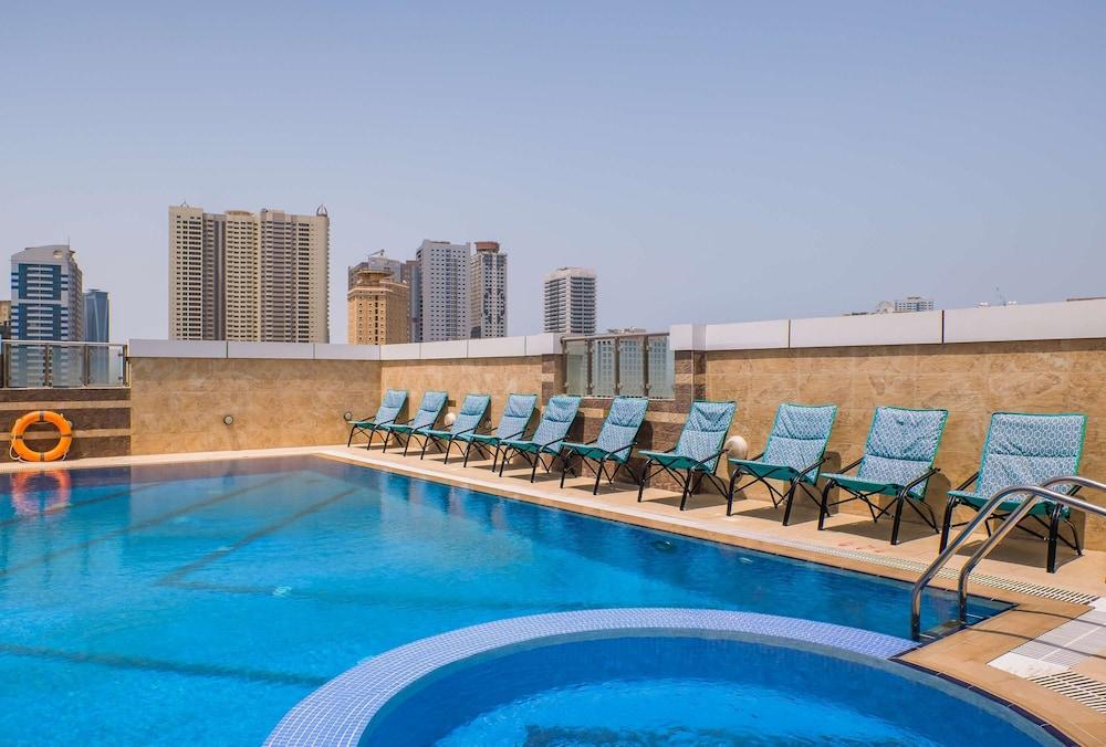 Crystal Plaza Al Majaz — 1