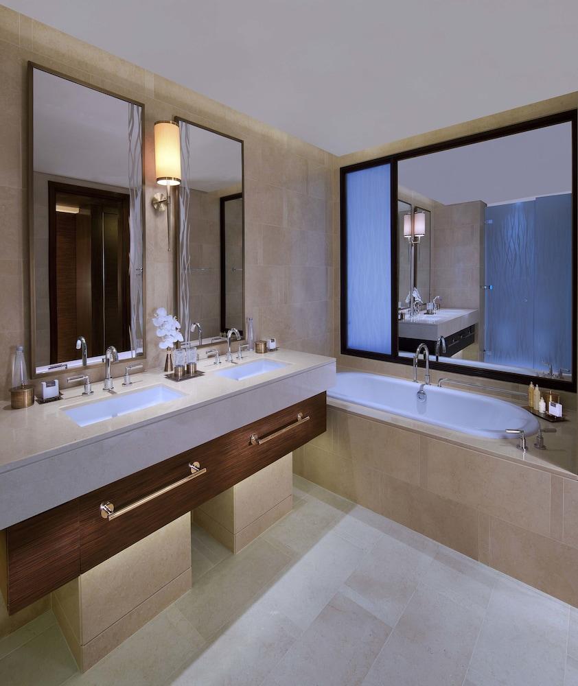 Anantara Eastern Mangroves Abu Dhabi Hotel — 4