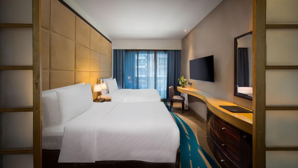 Savoy Suites Hotel Apartments — 6