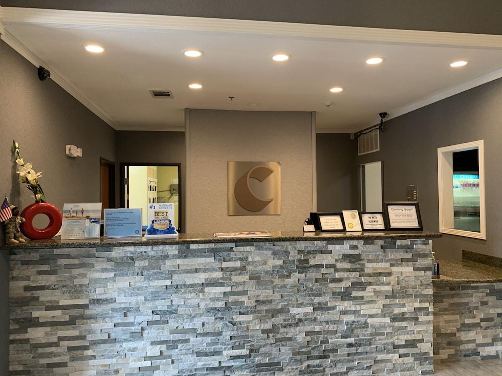 Comfort Inn & Suites Gatesville — 10