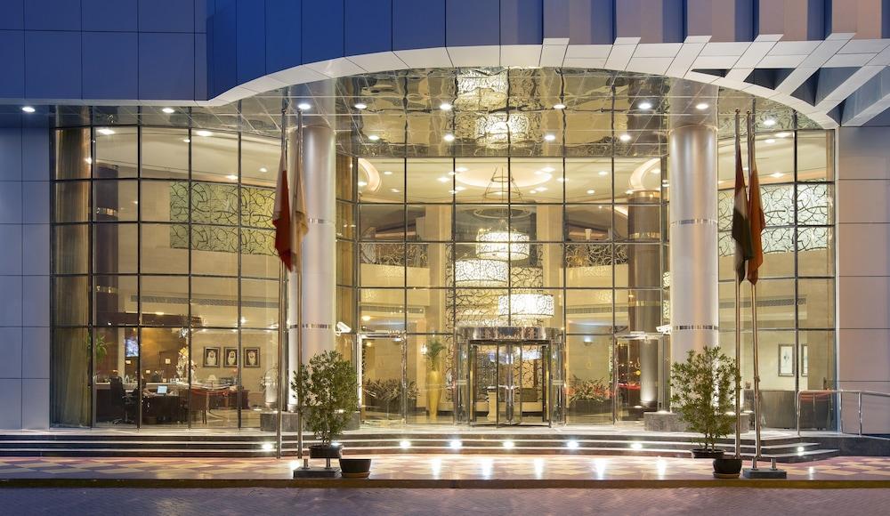 DoubleTree by Hilton Dubai Port Saeed. — 6