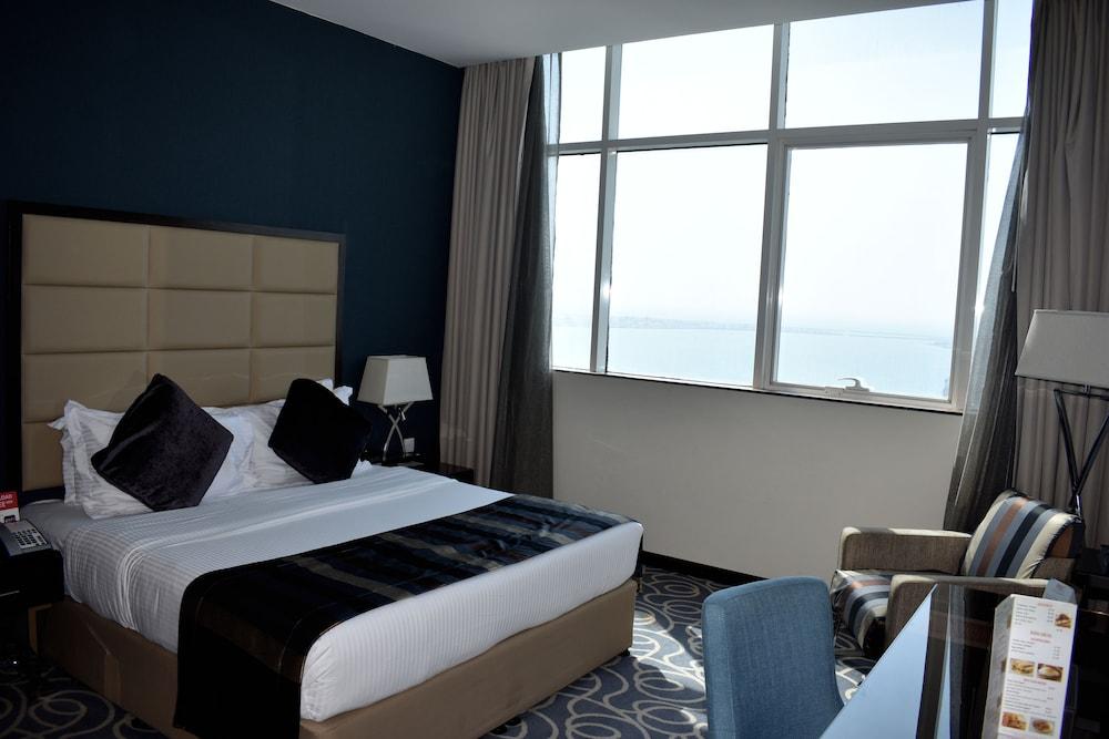 Ramada by Wyndham Abu Dhabi Corniche — 6