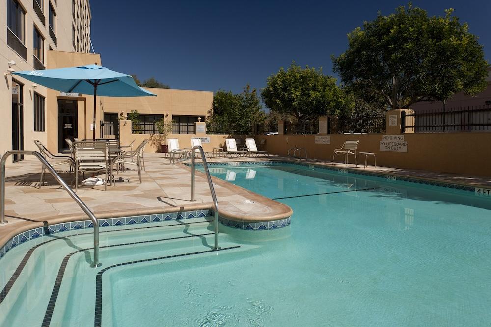 Courtyard by Marriott Cypress Anaheim / Orange County — 1
