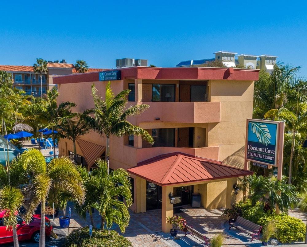 Coconut Cove Suites — 7