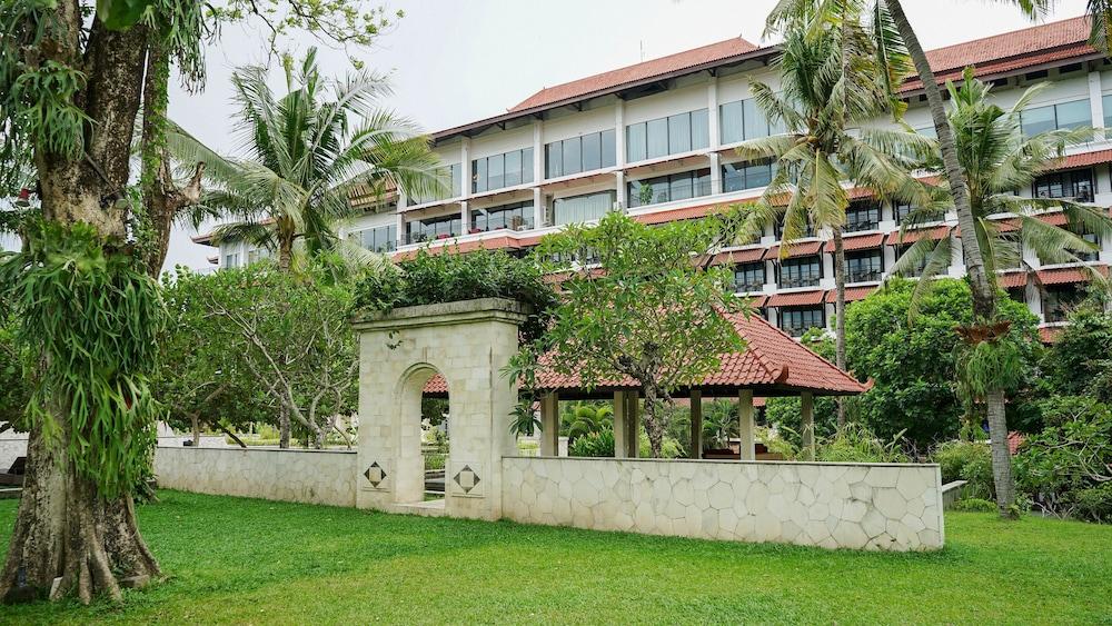 Mustika Yogyakarta Resort & Spa 14494 — 1