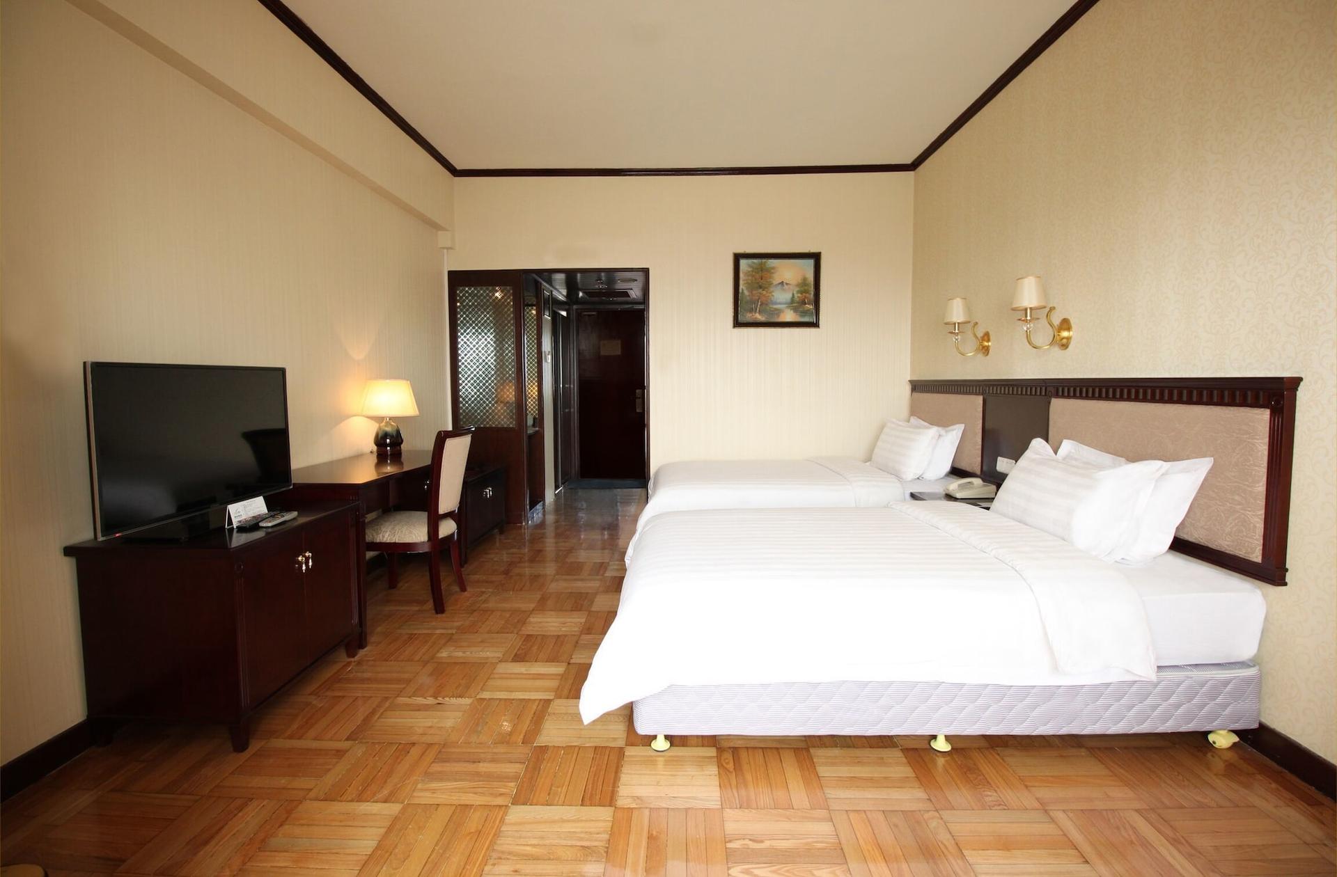 Guangzhou Hotel 3754 — 8