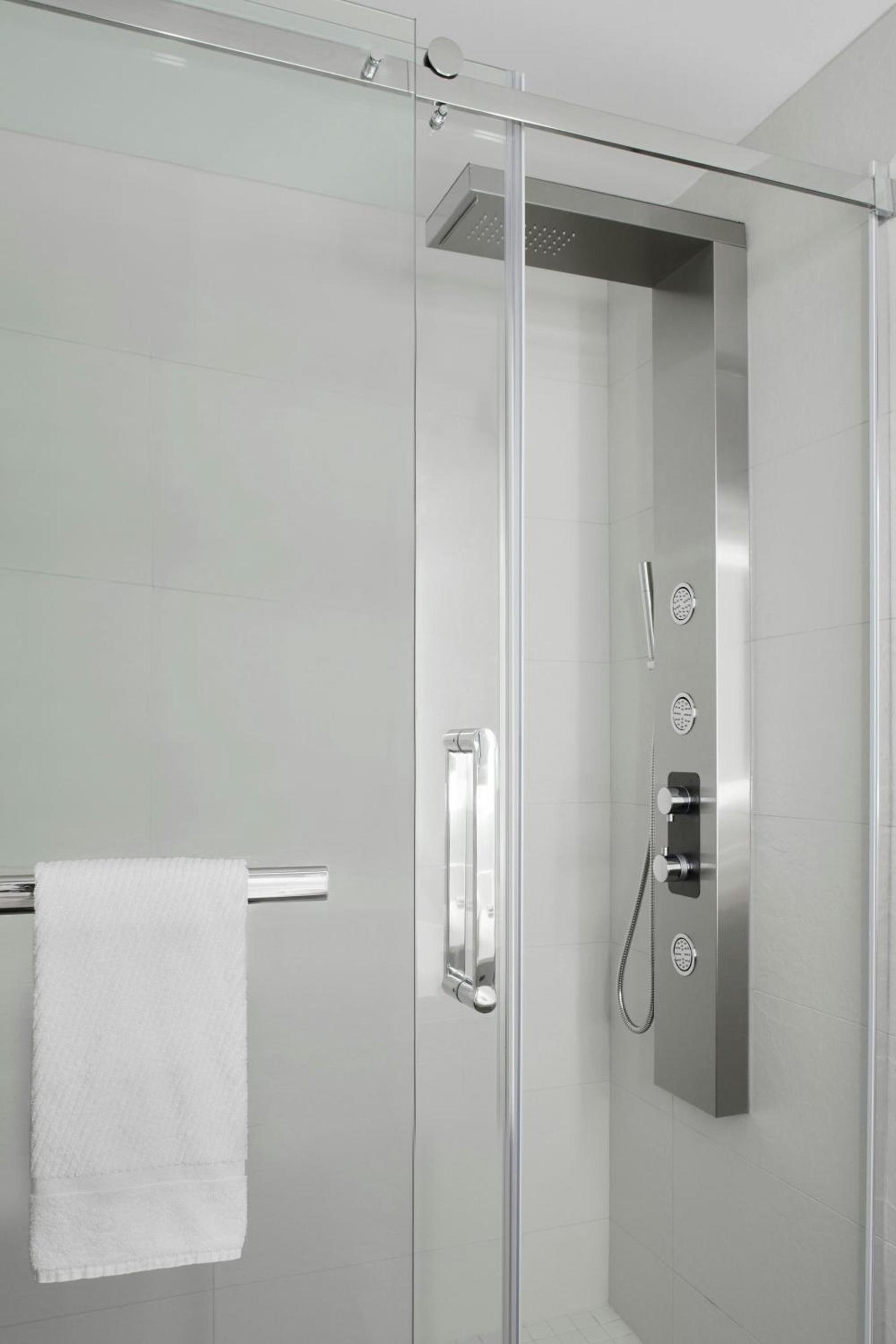 MARRIOTT CHATEAU CHAMPLAIN MONTREAL — 1
