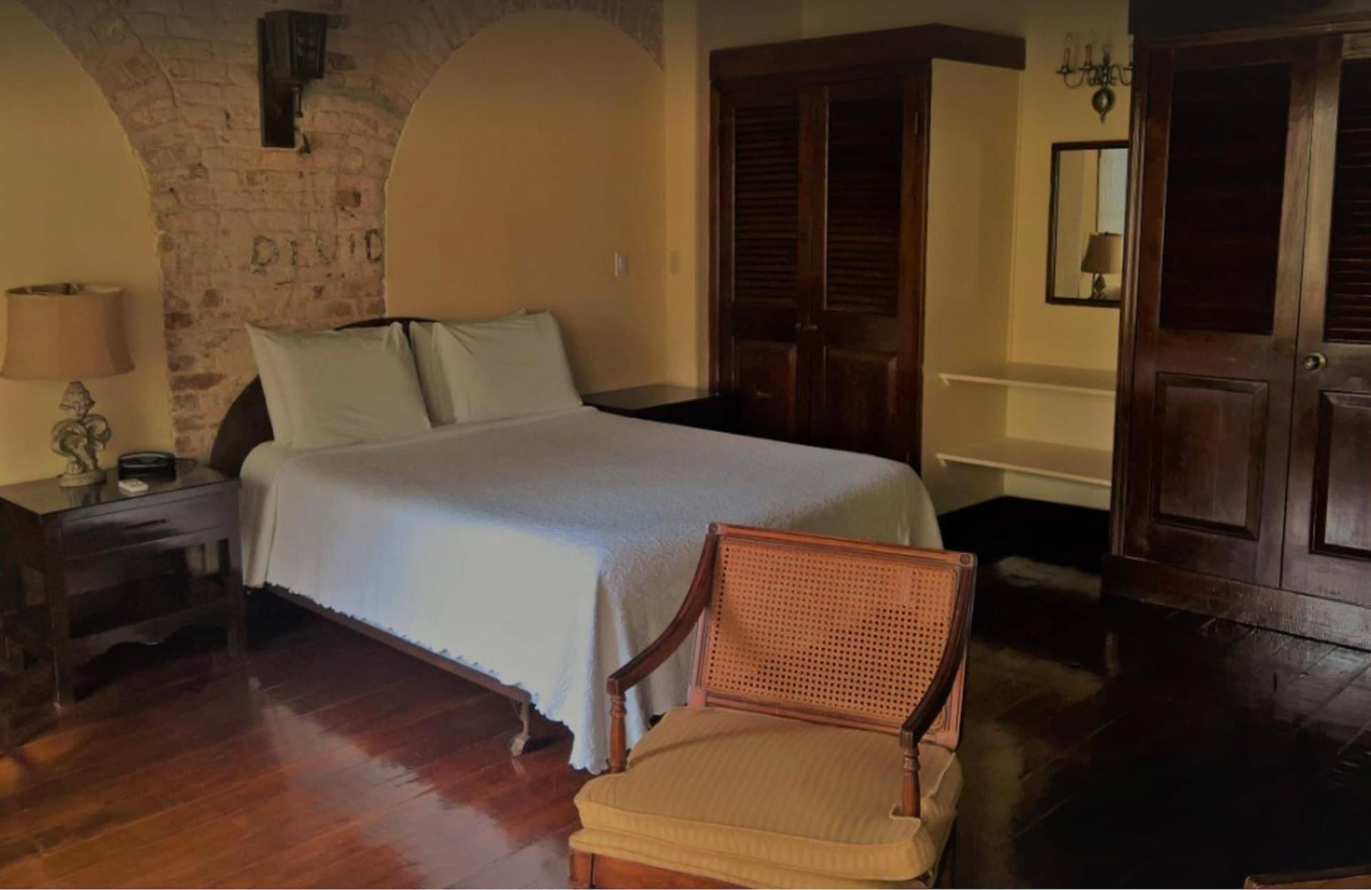 Copper and Lumber Store Hotel Boutique — 8