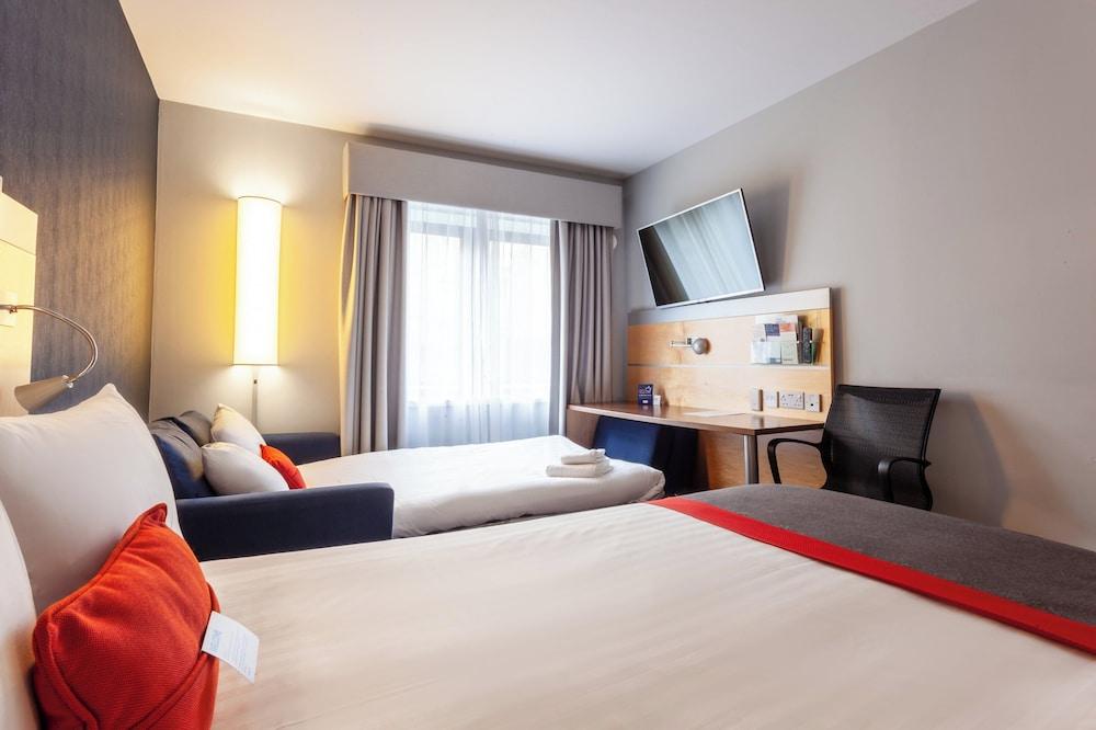 Holiday Inn Express Edinburgh Royal Mile — 10