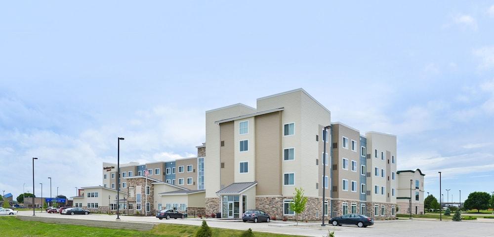 RESIDENCE INN CHAMPAIGN — 1