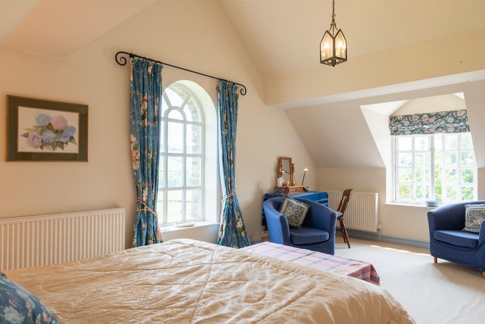 Alltybrain Farm Cottages — 9