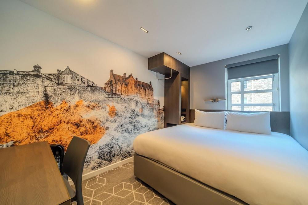 Km Hotel — 6