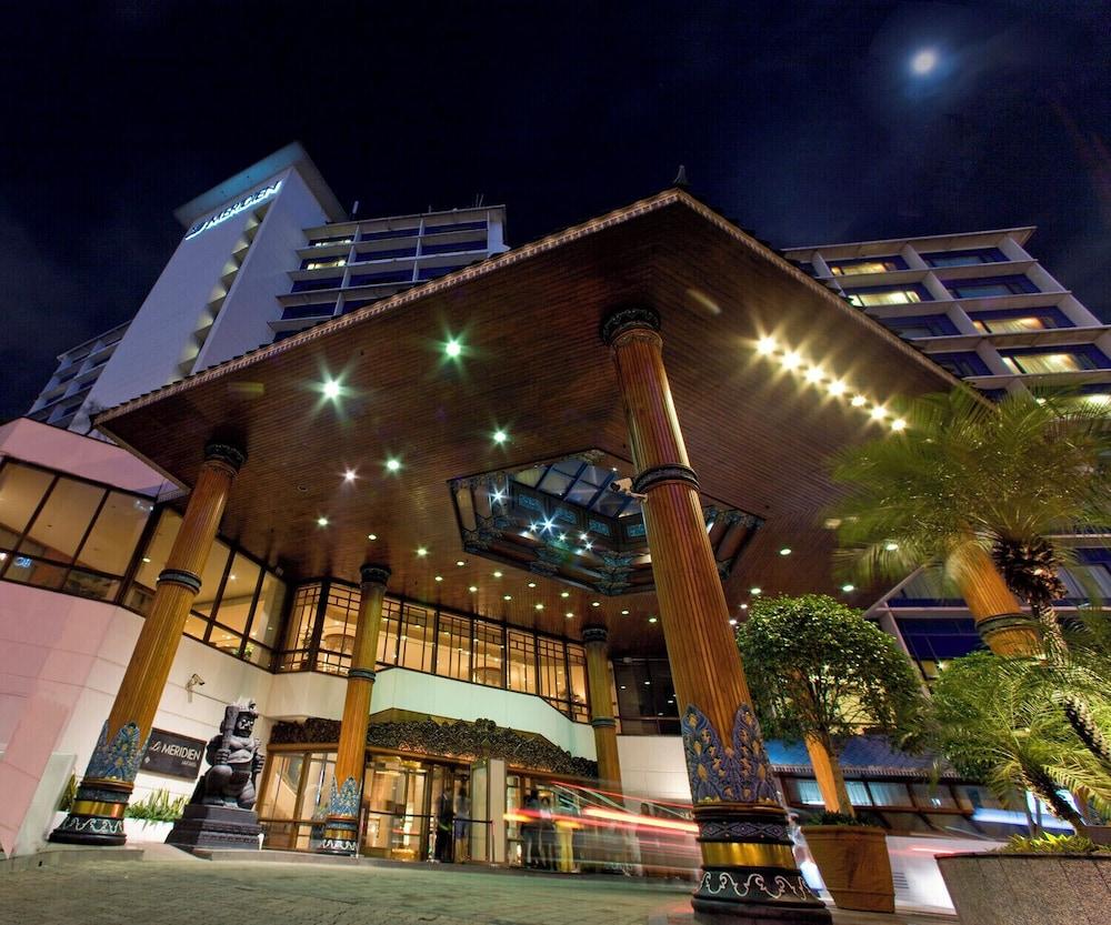LE MERIDIEN JAKARTA — 1