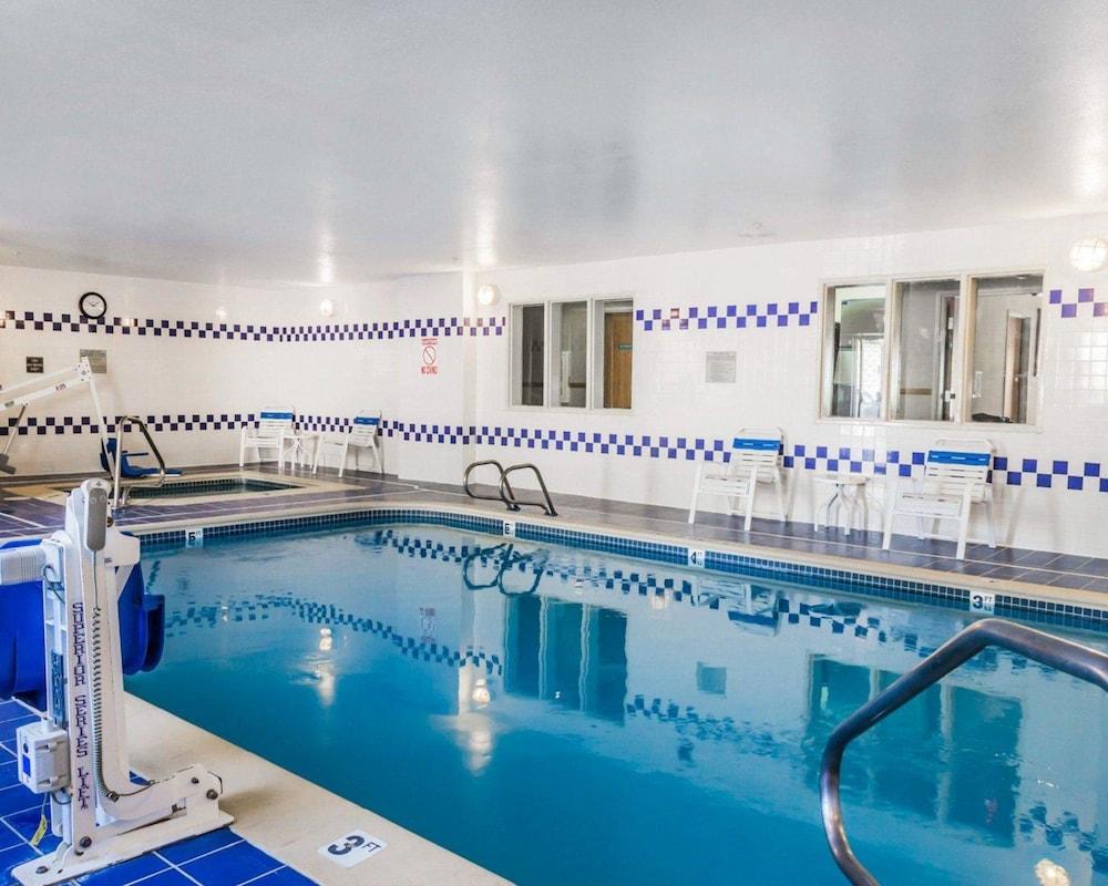 Quality Inn & Suites Golden - Denver West — 8