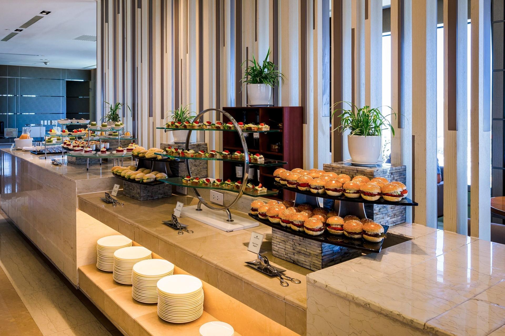 Hotel Nikko Saigon — 1