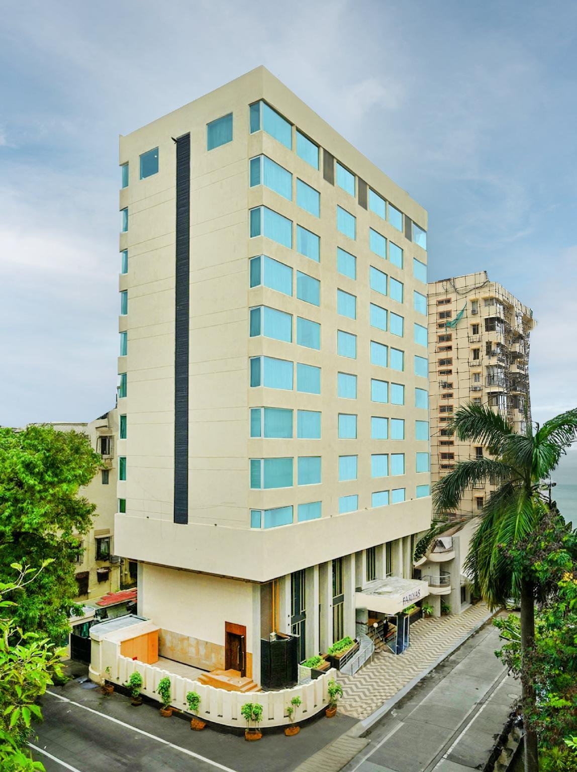 Fariyas Hotel Mumbai — 1