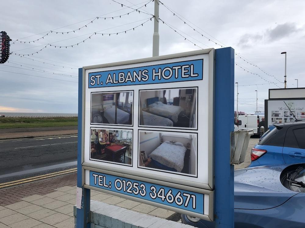 St Albans Hotel - Guest House