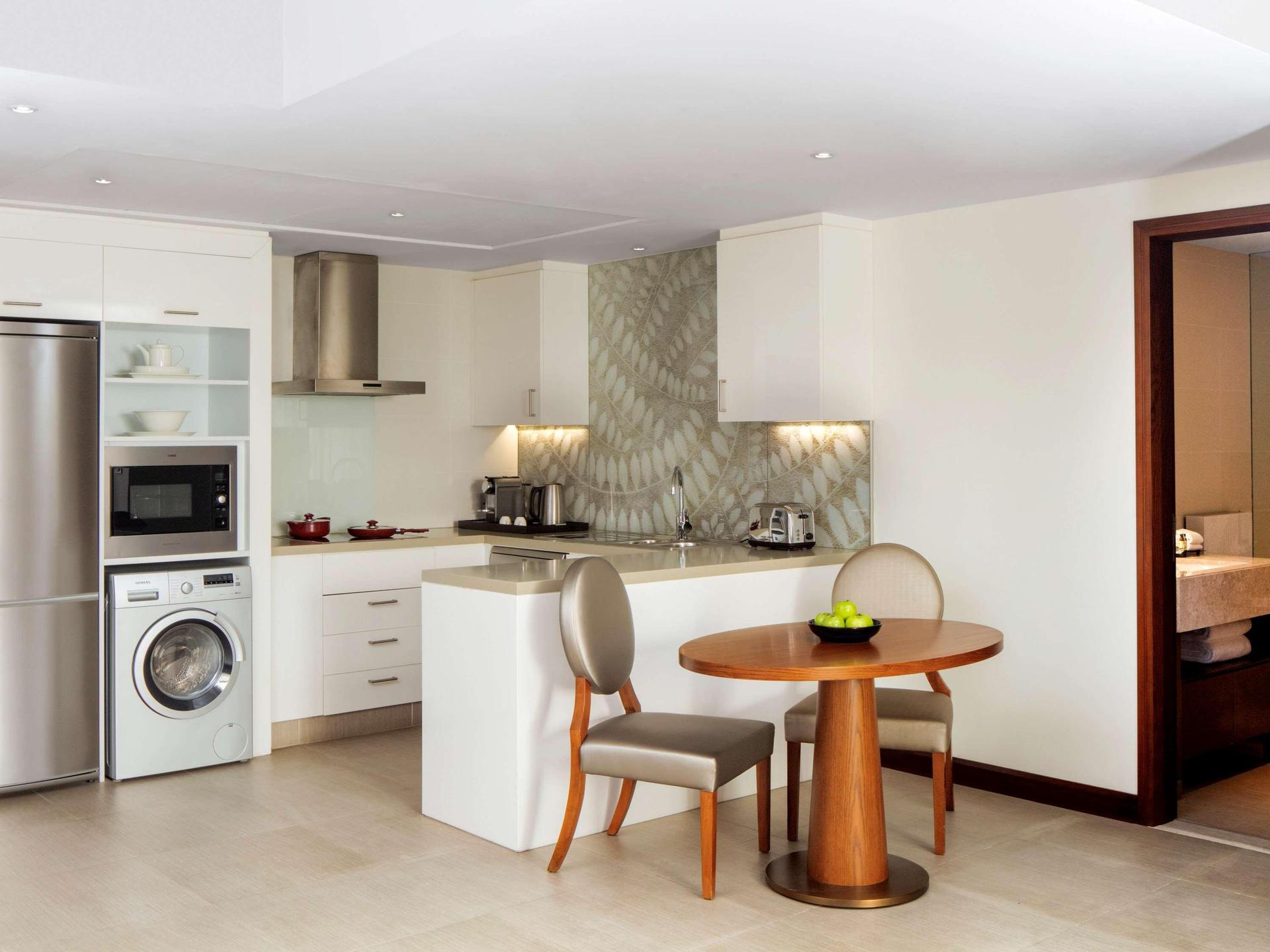 Pullman Dubai Creek City Centre Residences — 1