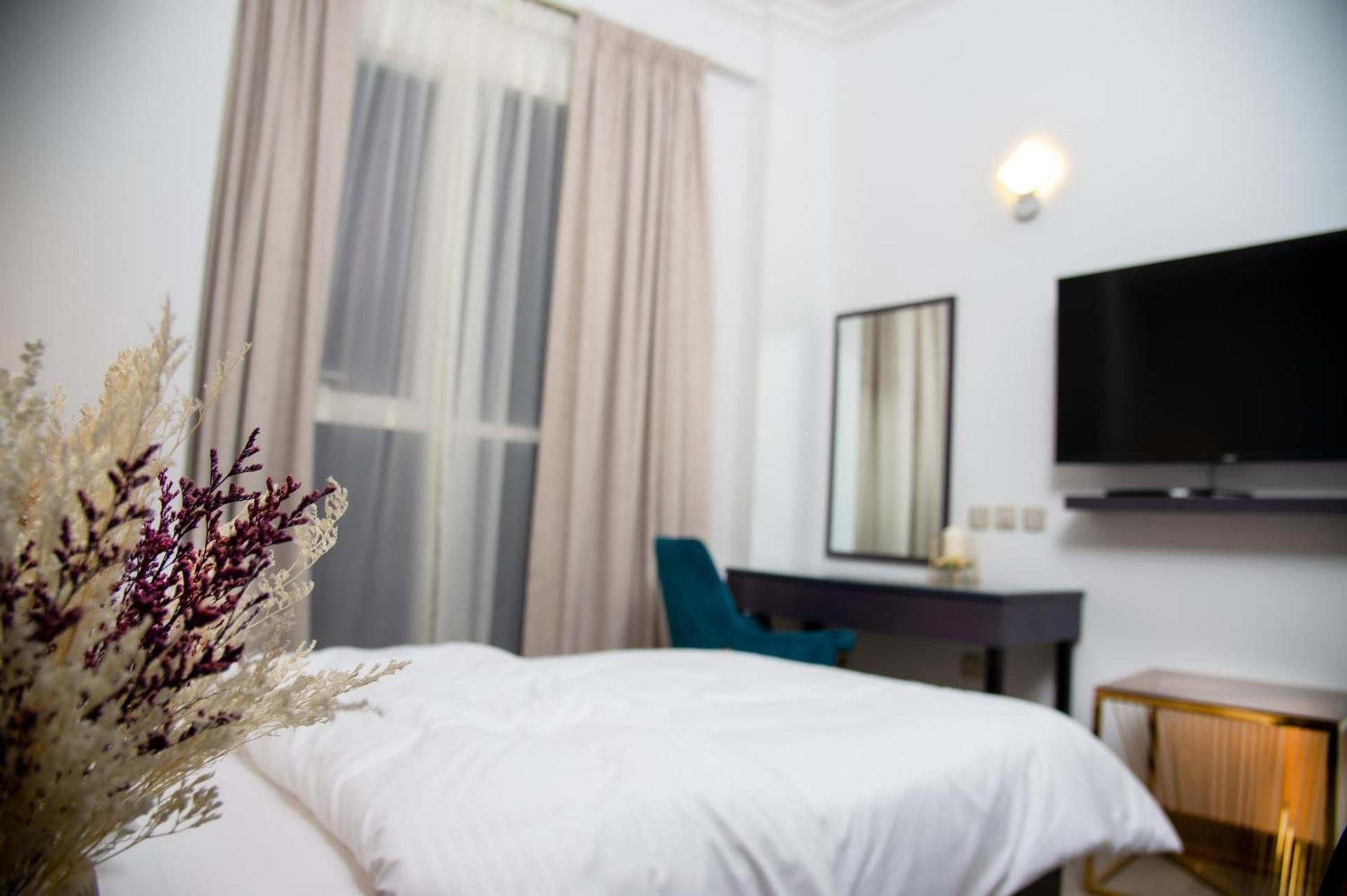 Garden City Hotel — 7