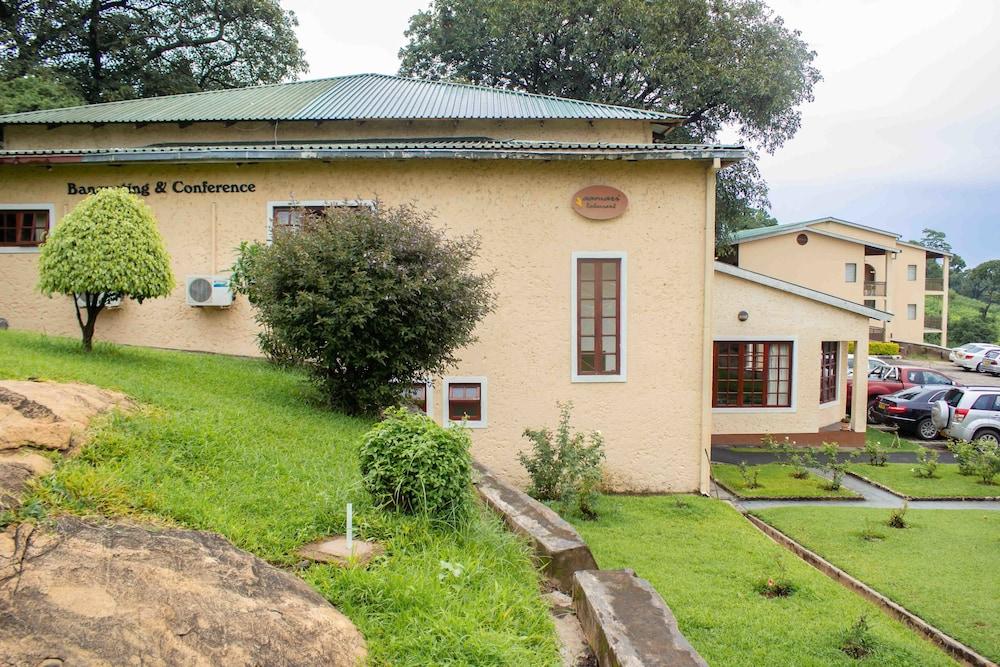 Malawi Sun Hotel &amp; Conference Centre — 2