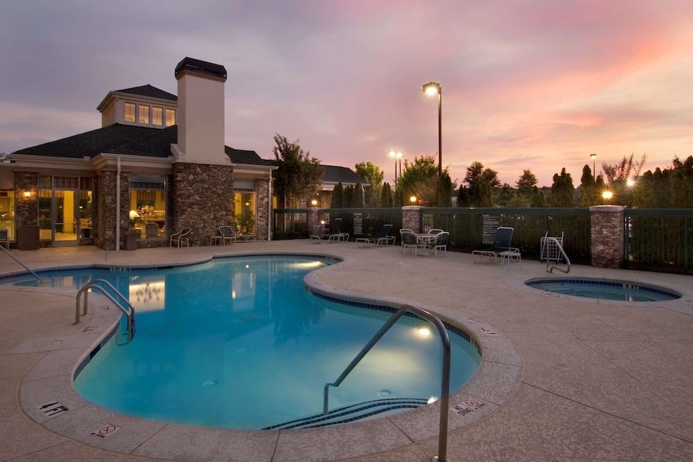 Hilton Garden Inn Atlanta Northpoint — 7