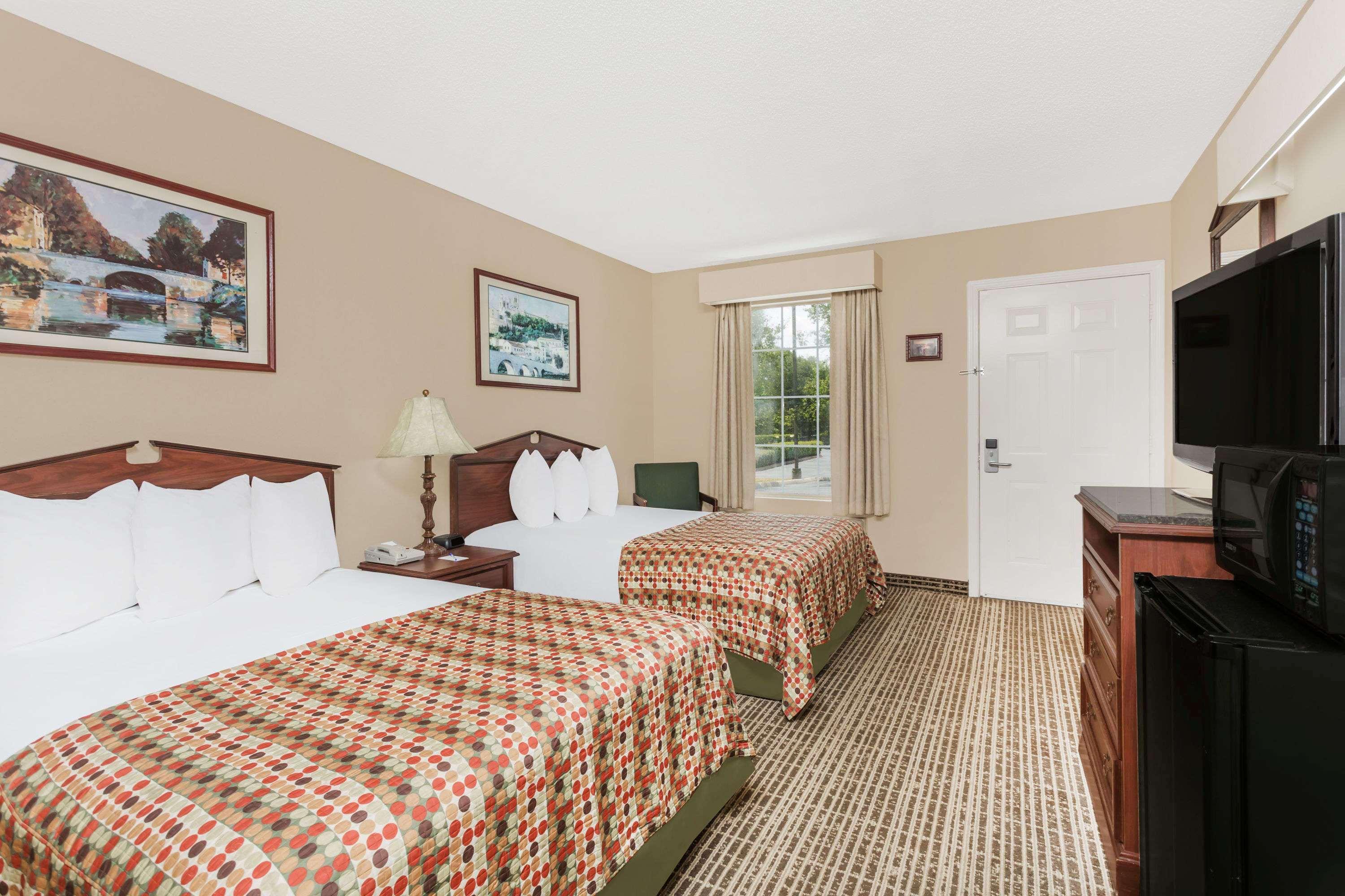 Baymont By Wyndham Anderson Clemson — 8
