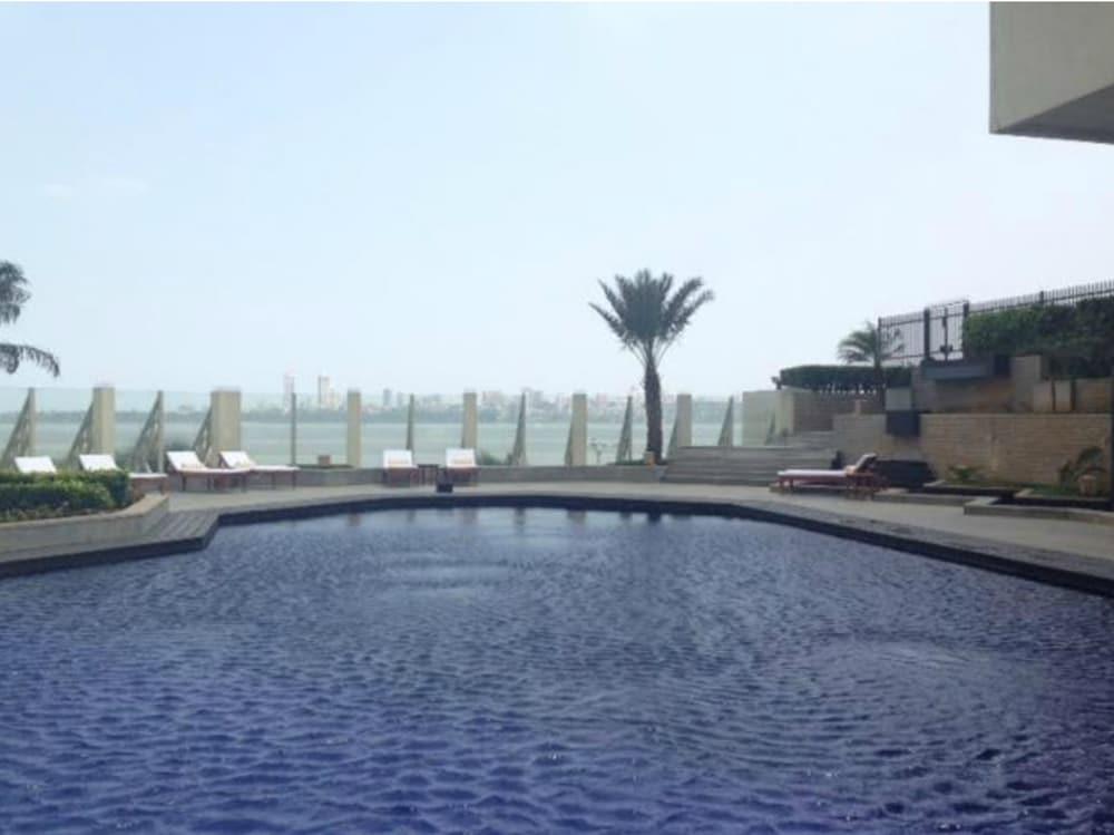 The Oberoi Mumbai 12184 — 1
