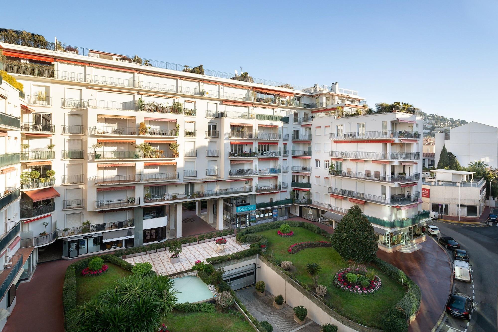 JW MARRIOTT CANNES