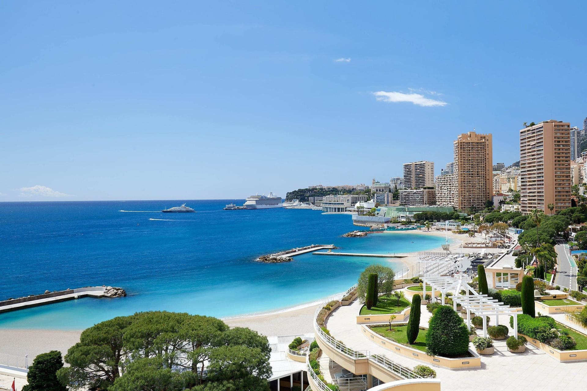 Le Meridien Beach Plaza 986615 — 10