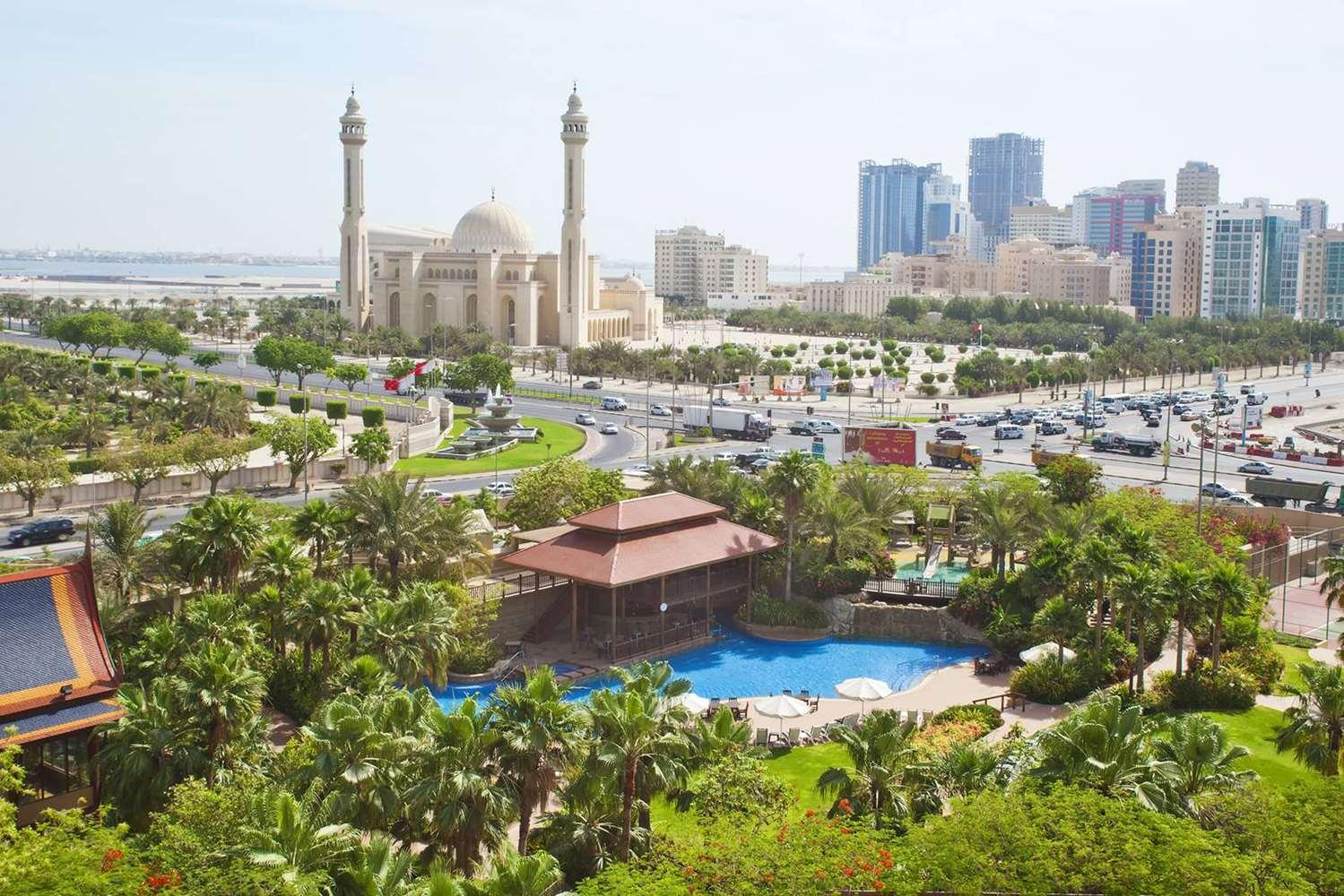 Gulf Executive Residence (within Gulf Hotel premises) — 4