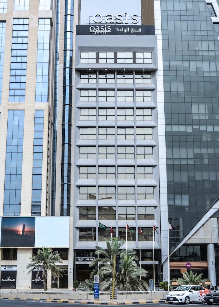 Oasis Hotel Kuwait — 3