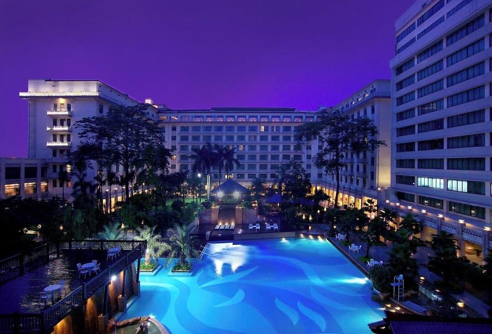 Dong Fang Hotel 3724 — 10