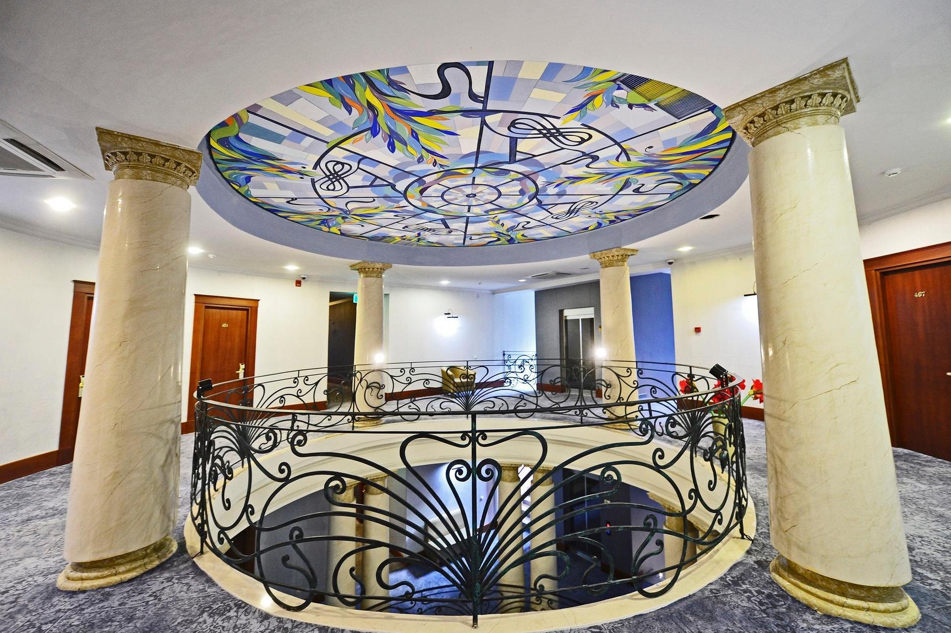 Astoria Tbilisi Hotel — 1
