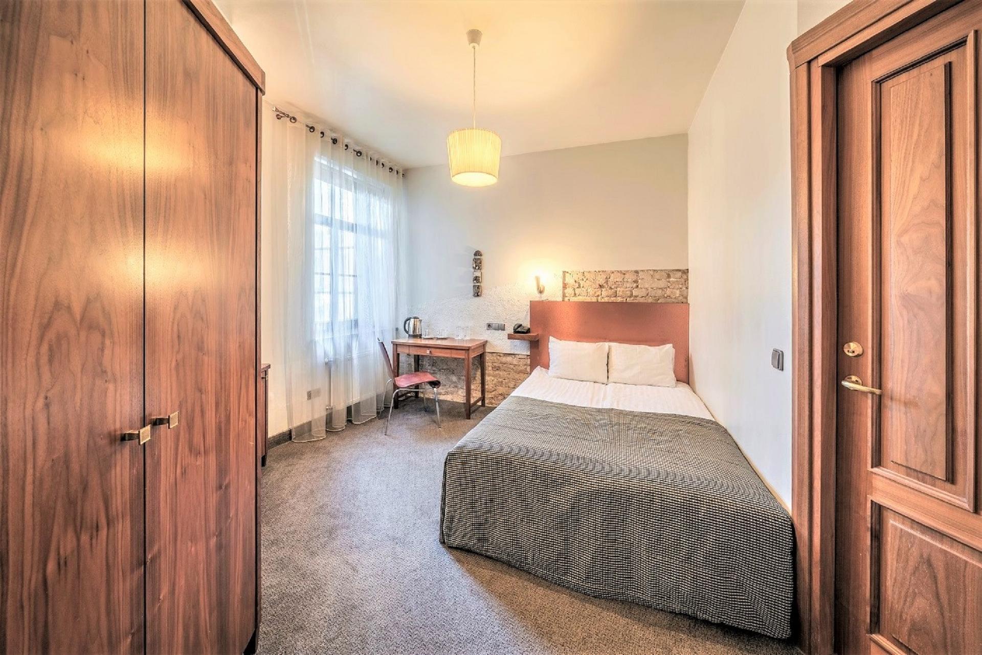 RIXWELL TERRACE DESIGN HOTEL(formerly WELLTON TERRACE DESIGN HOTEL) 992355 — 7