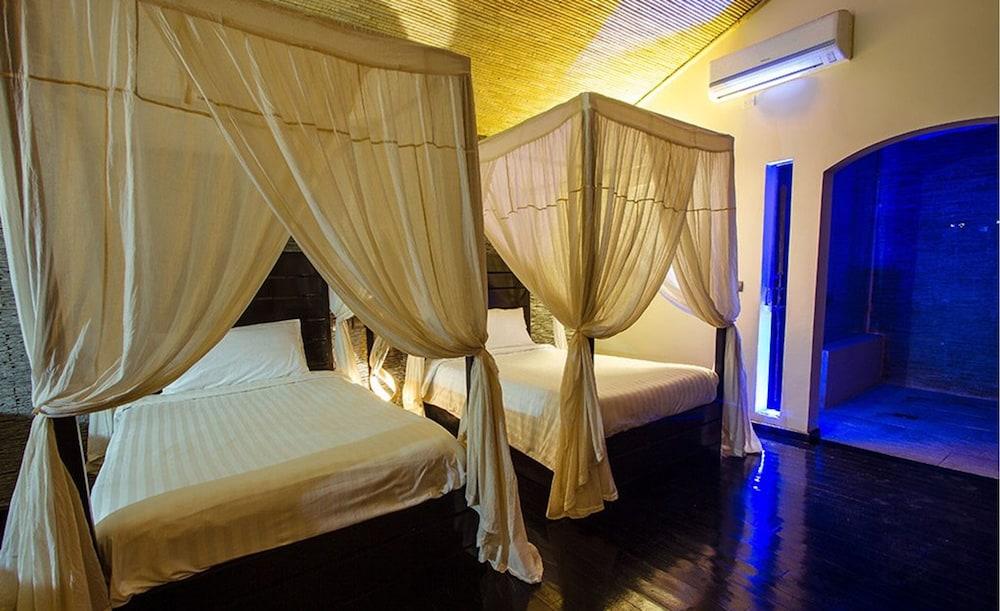 The Rhino Resort Hotel &amp; Spa — 8
