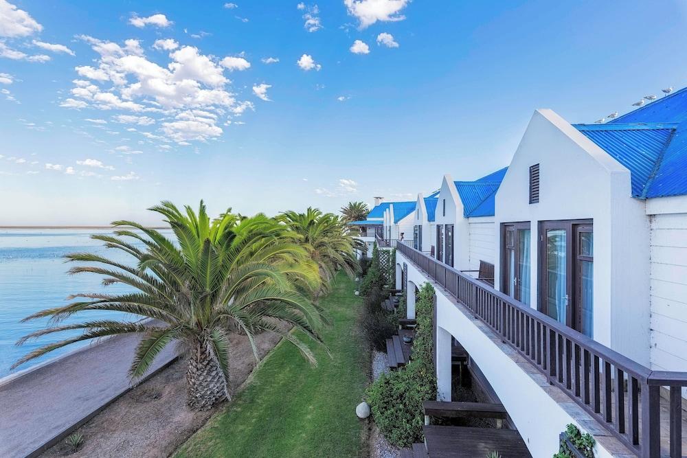 PROTEA HOTEL PELICAN BAY — 1