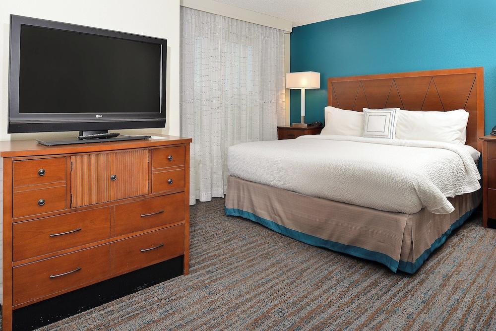 Residence Inn Denver Airport at Gateway Park — 10