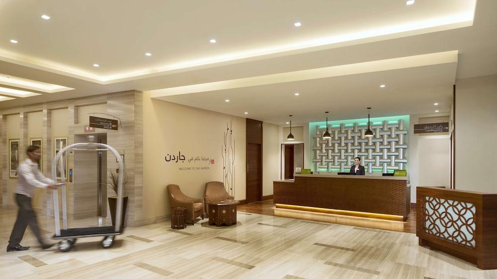 Hilton Garden Inn Dubai Deira — 10