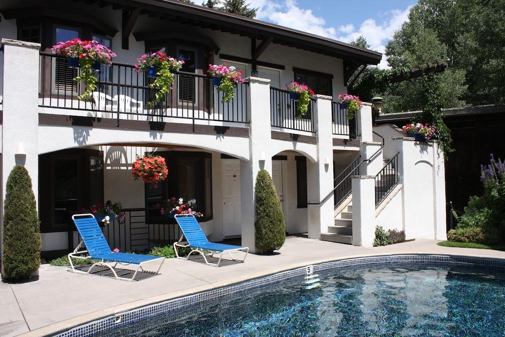 St. Moritz Lodge &amp; Condominiums — 5