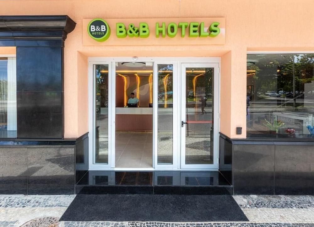 B&B Hotel Santos Dumont — 1