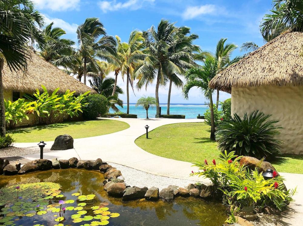 Motu Beachfront Art Villas — 1