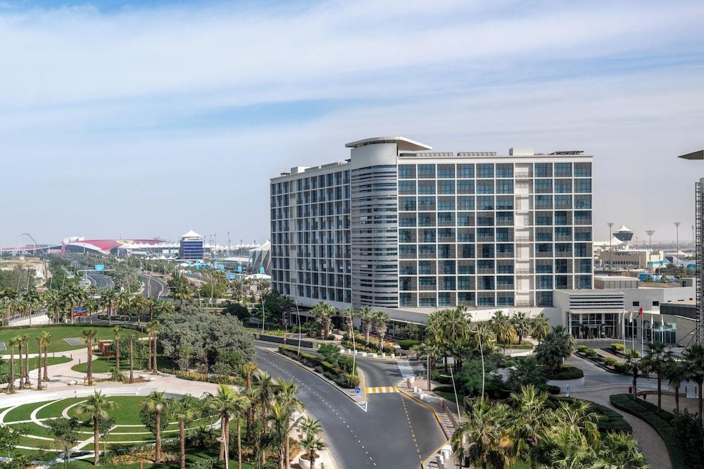 Yas Plaza Marina by IHG — 1