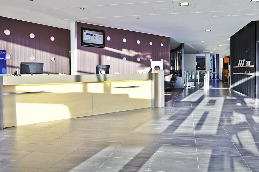 NOVOTEL EDINBURGH PARK — 6
